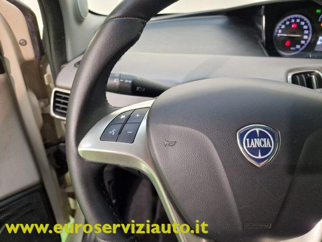 LANCIA Ypsilon 1.2 69 CV 5 porte Platinum