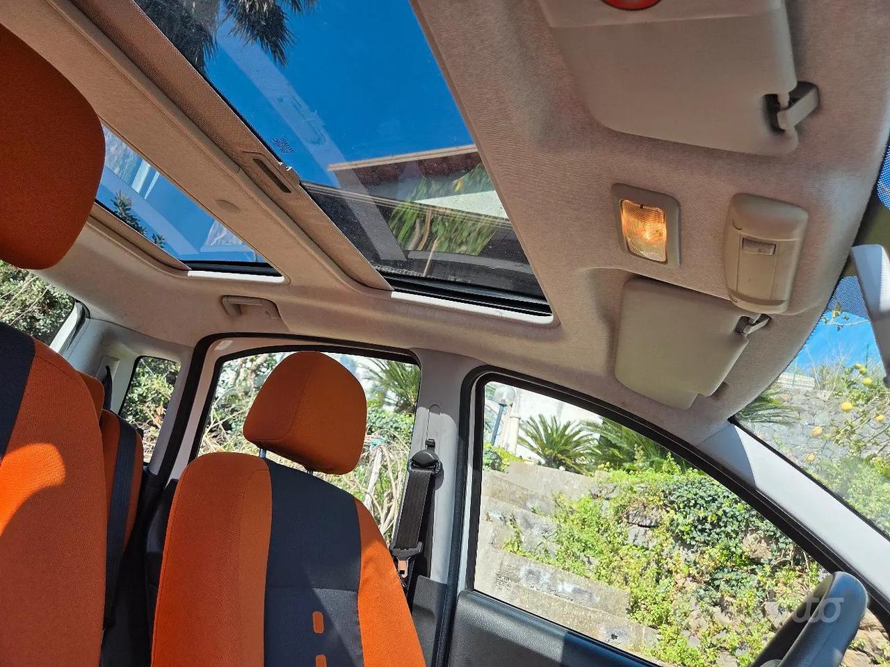 Fiat PANDA 4x4 climbing