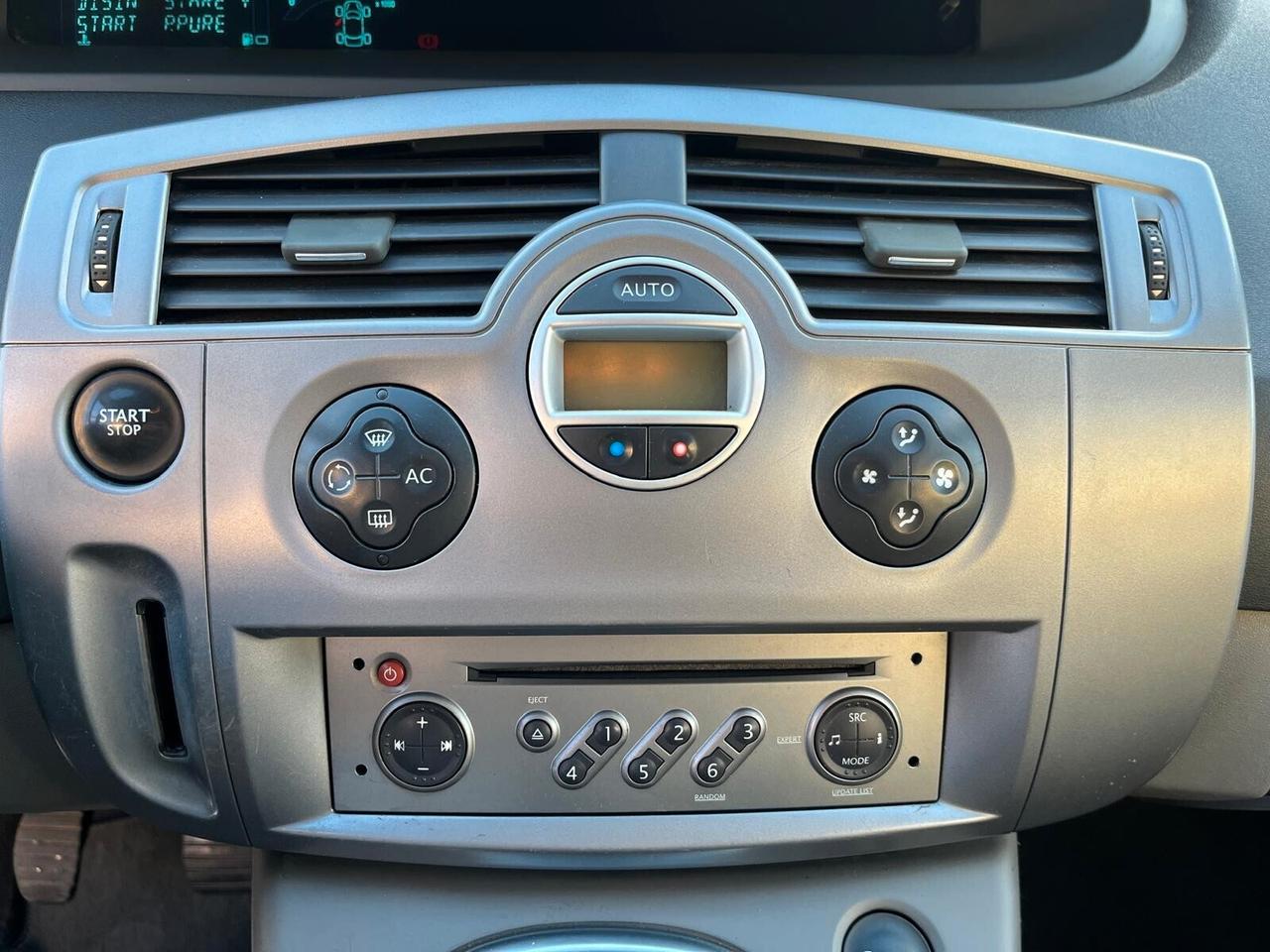 Renault Scénic 1.5 dCi/105CV Conquest