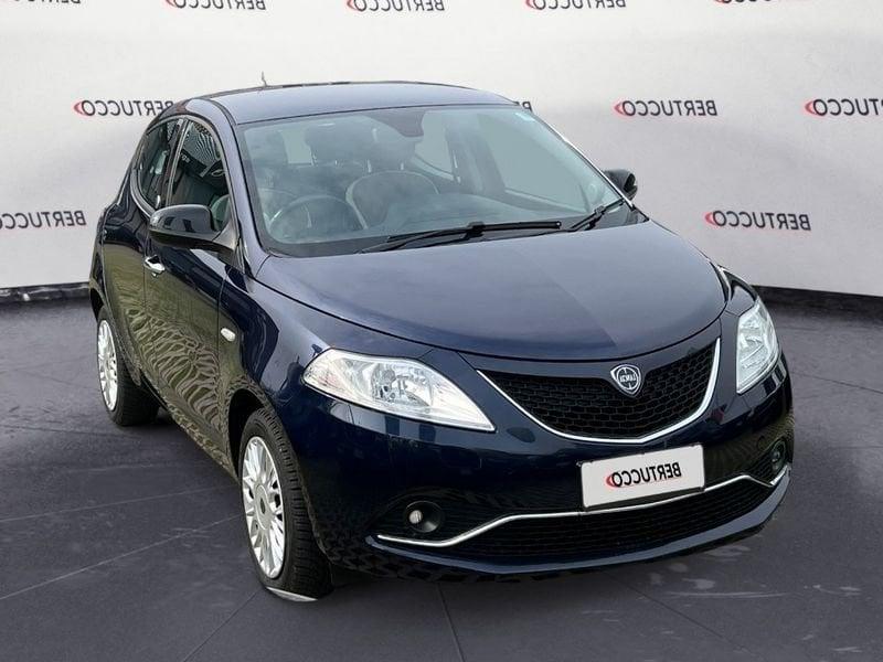 Lancia Ypsilon 3ª serie 1.2 69 CV 5 porte GPL Ecochic Gold
