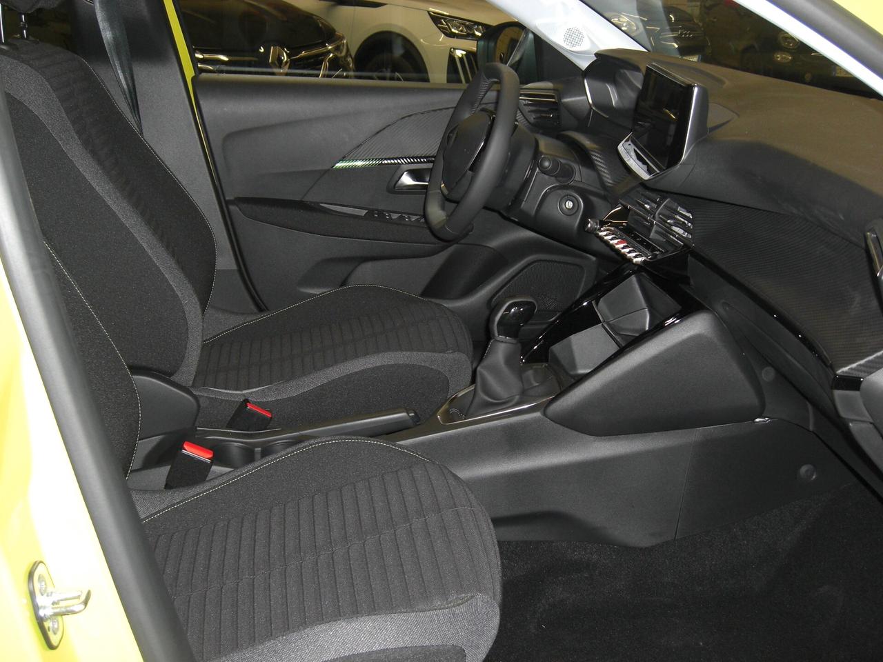 Peugeot 208 Peugeot 208 Active 75 CV per NEOPATENTATI