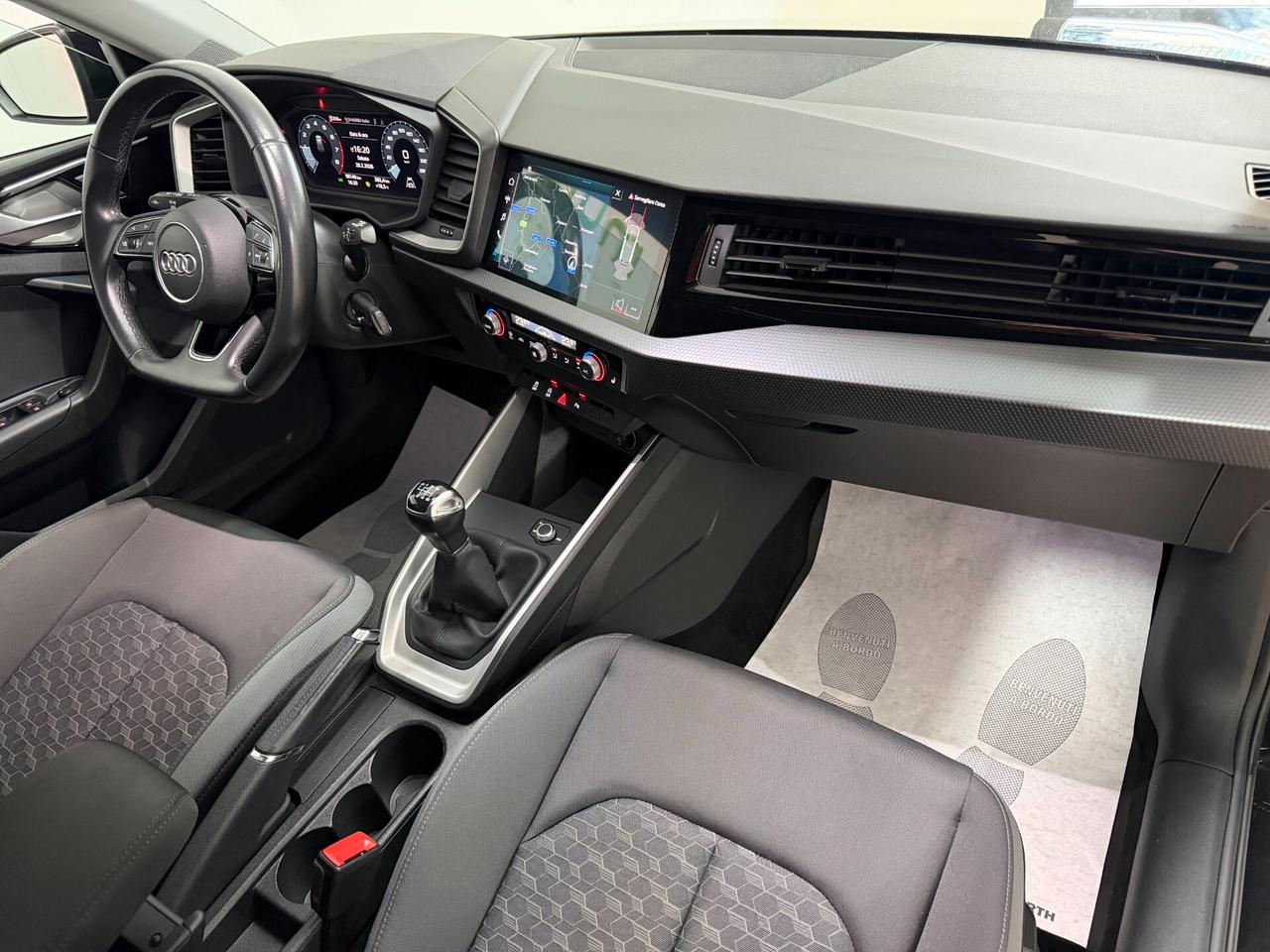 Audi A1 SPB 30 TFSI Identity Black 110CV LED/NAVI/17"