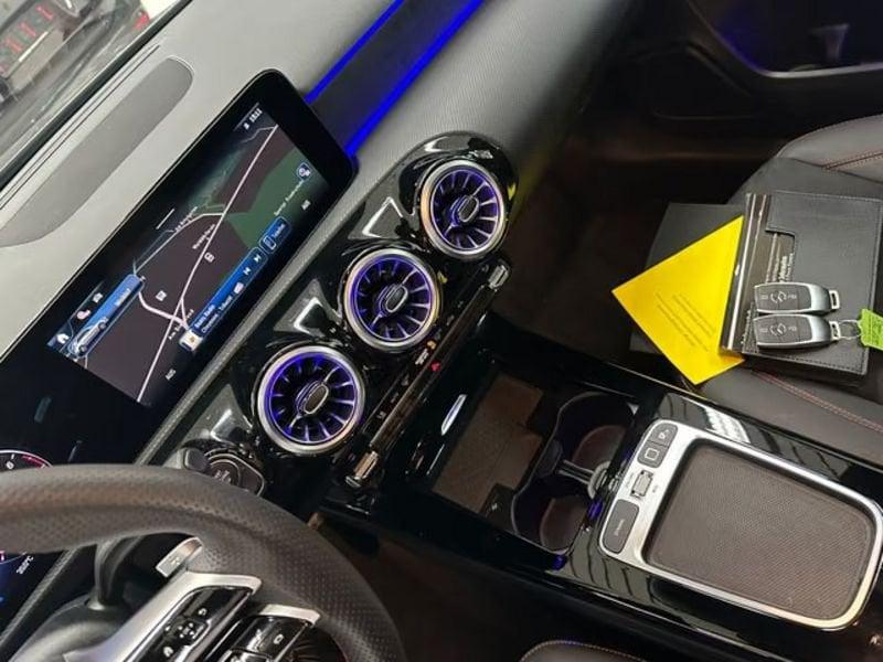 Mercedes-Benz Classe A A 180 Premium AMG LED NAVI