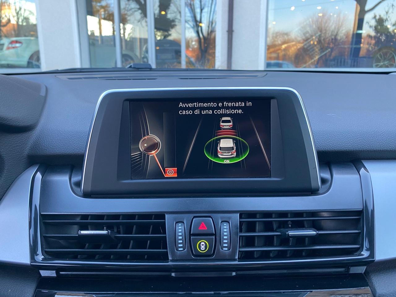 Bmw 2er Active Tourer 218d Advantage