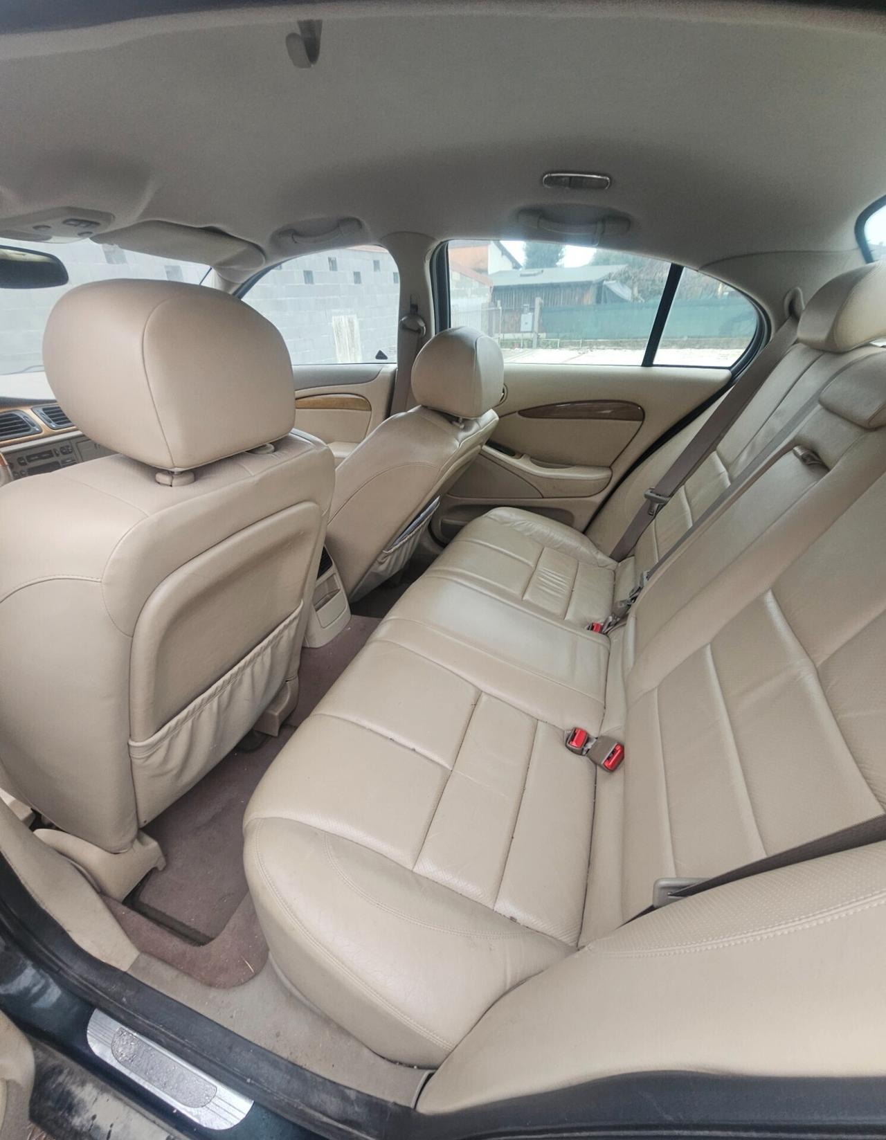 Jaguar S-Type 3.0 V6 LEGGERE BENE
