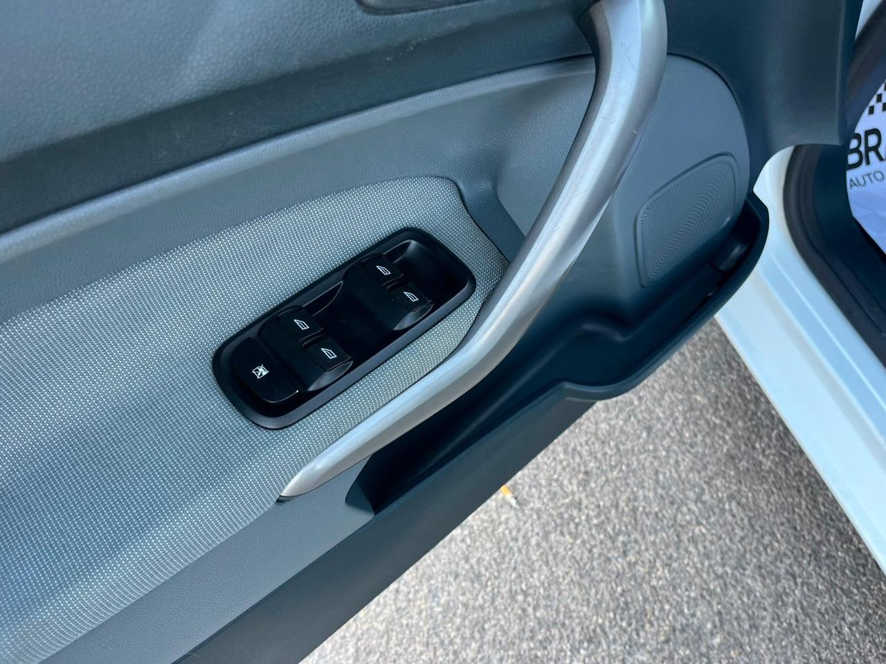 Ford Fiesta 1.2 5 porte Titanium 2010