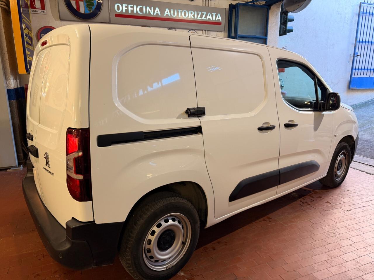Peugeot Partner PureTech 110 S&S PC Furgone Premium