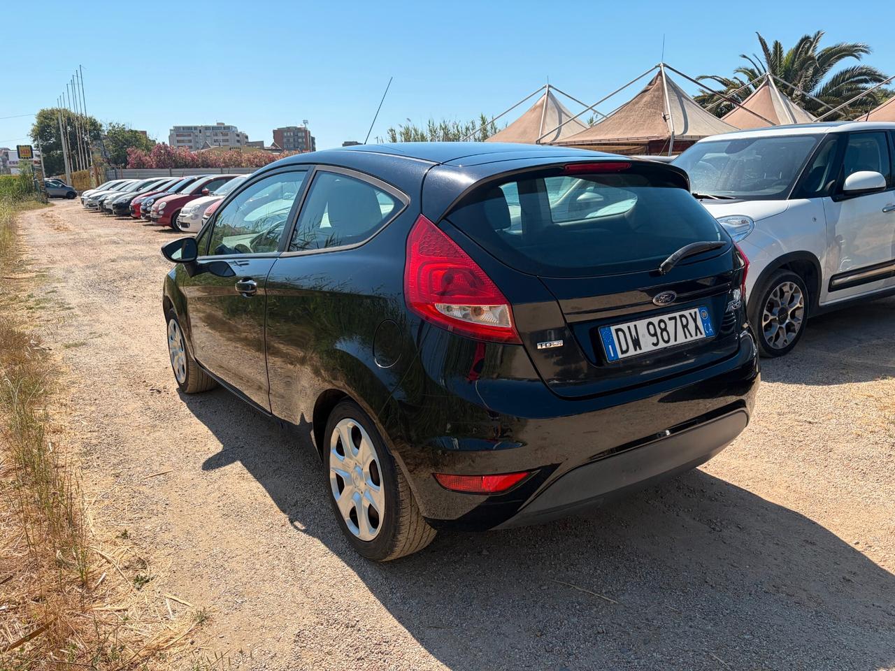 FORD FIESTA 1.4 TDCI ANNO 2009 ADATTA NEOPATENTATI