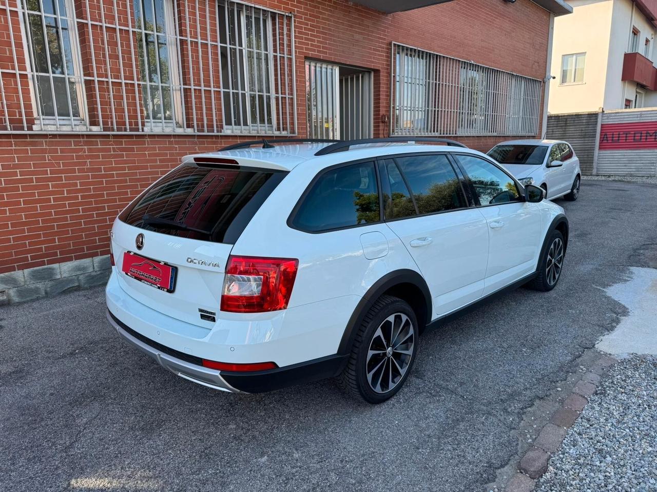 Skoda Octavia 2.0 TDI CR 180 CV 4x4 DSG Wagon Scout