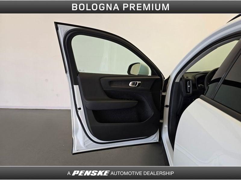Volvo XC40 T2 Geartronic Momentum Core N1 - AUTOCARRO
