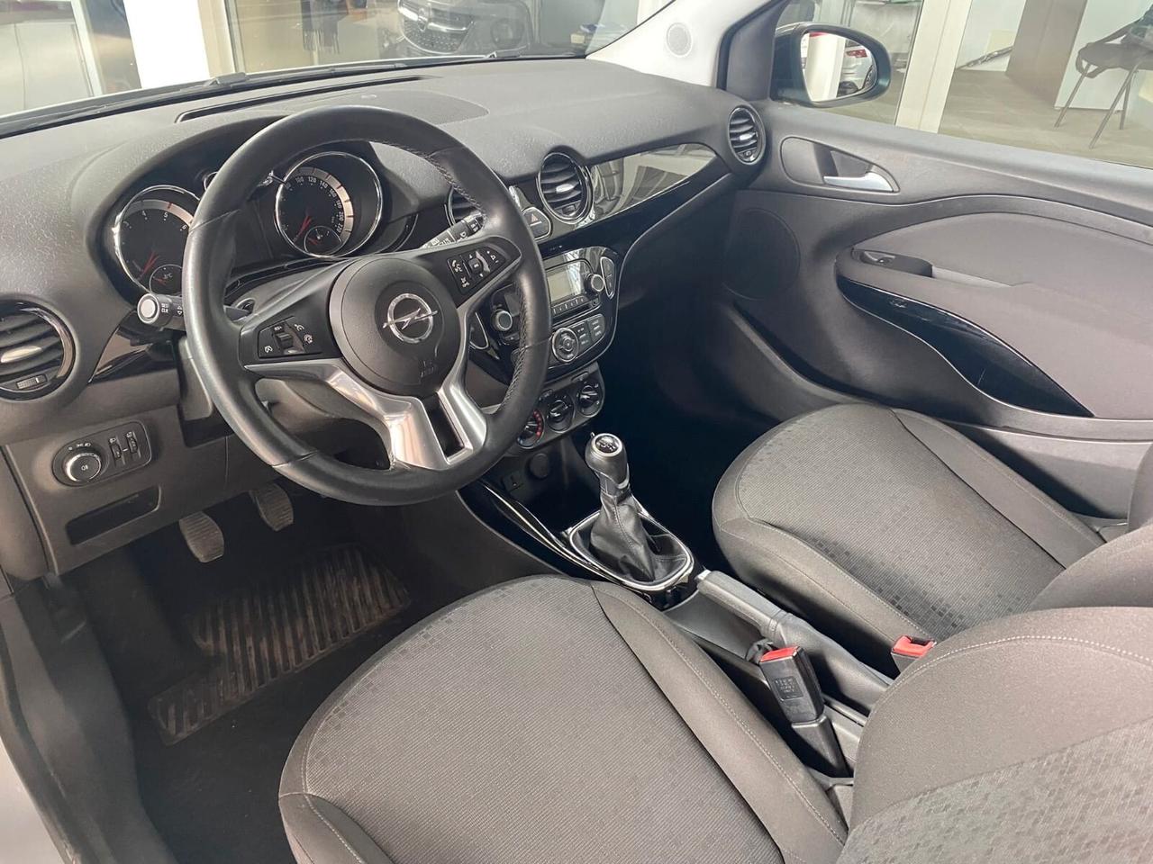 Opel Adam 1.2 70 CV