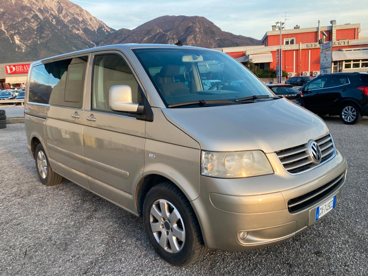 Volkswagen Multivan 2.5 TDI/174CV Highline