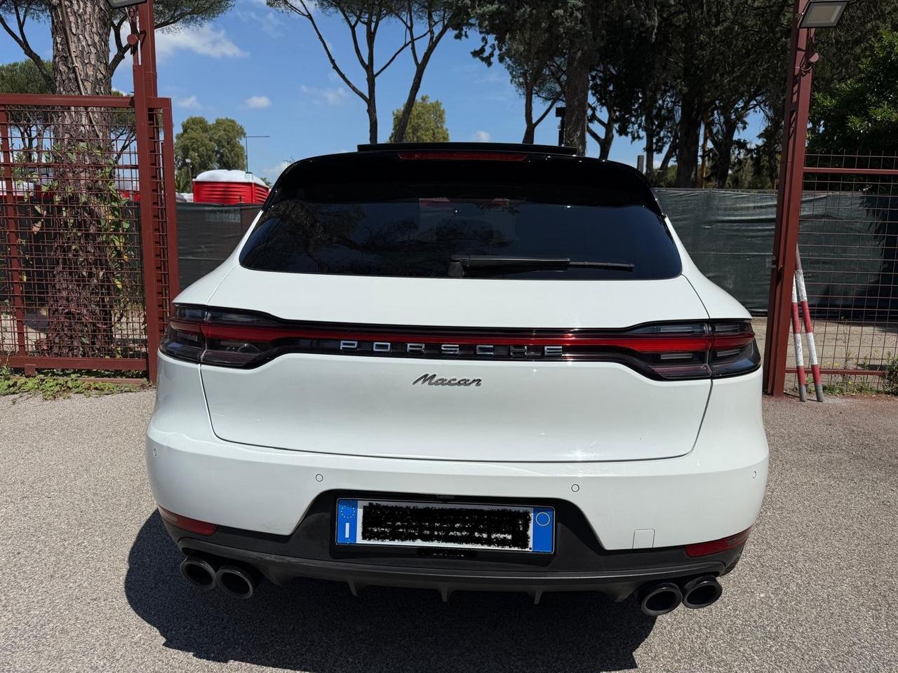 Porsche Macan 2.0 BENZINA 245CV TETTUCCIO NEVI LED SOSPENSIONI PDC PELLE SEDILI ELETTRICI KAMERA
