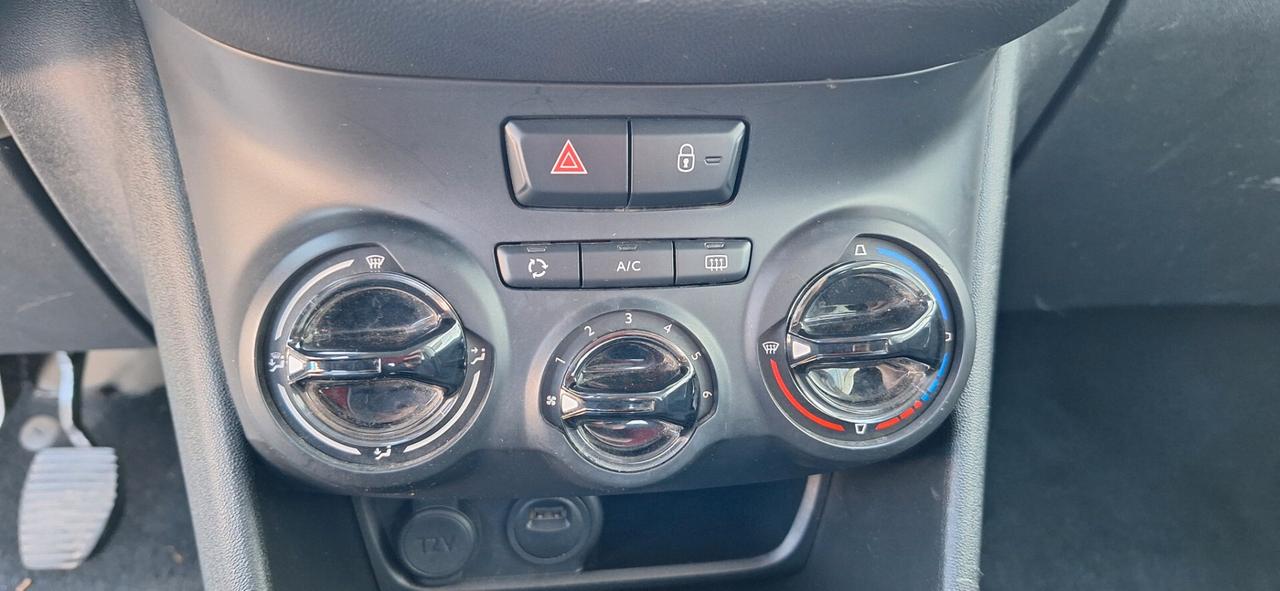 Peugeot 208 BlueHDi 100 S&S 5p. N1