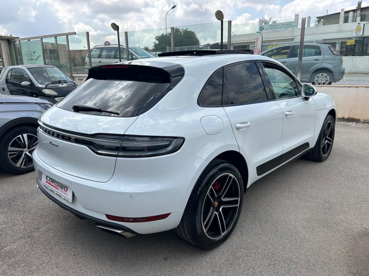 Porsche Macan 2.0 Sport Edition 90000km