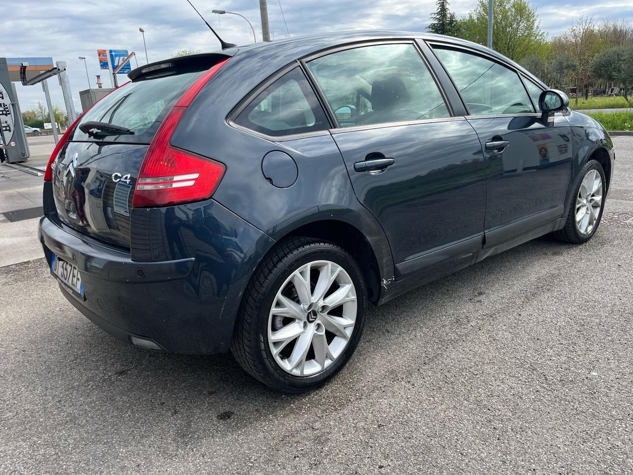 Citroen C4