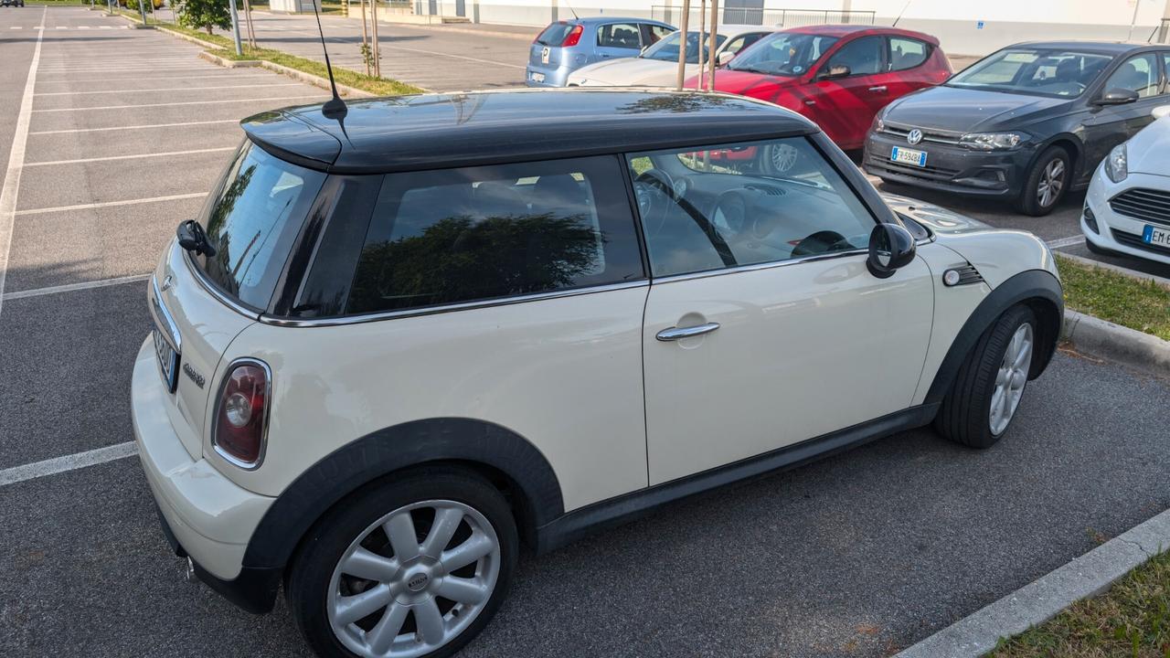 Mini Mini 1.6 16V Cooper