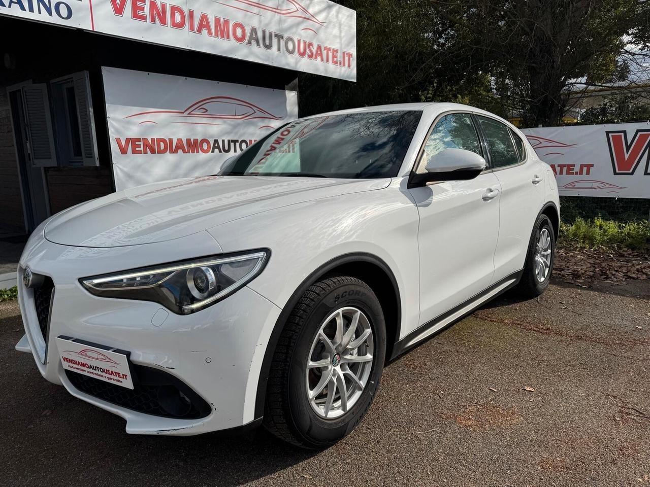 Alfa Romeo Stelvio 2.2 Turbodiesel 160 CV AT8 RWD Business