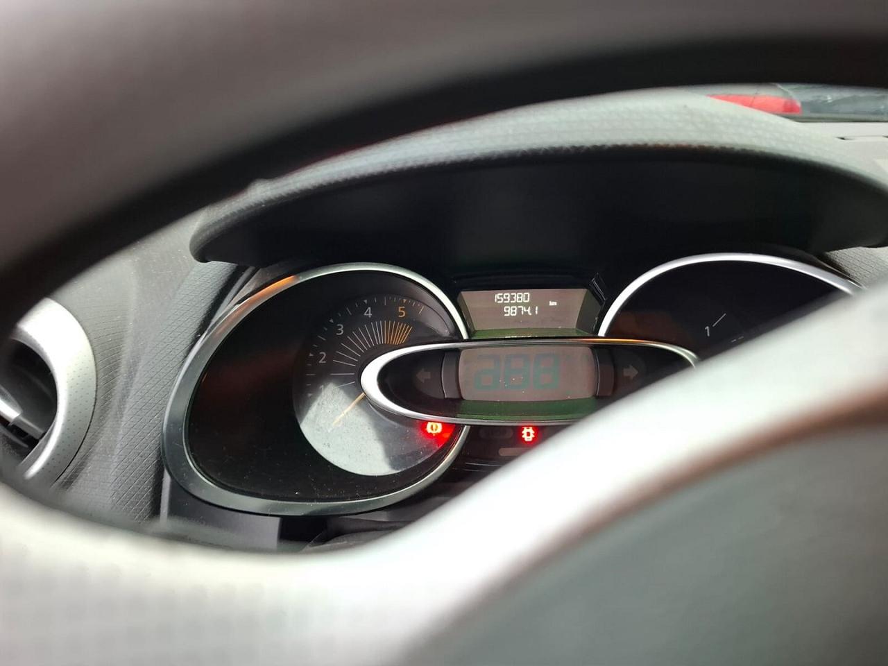 RENAULT CLIO SPORTER SPORT SINISTRATA MARCIANTE