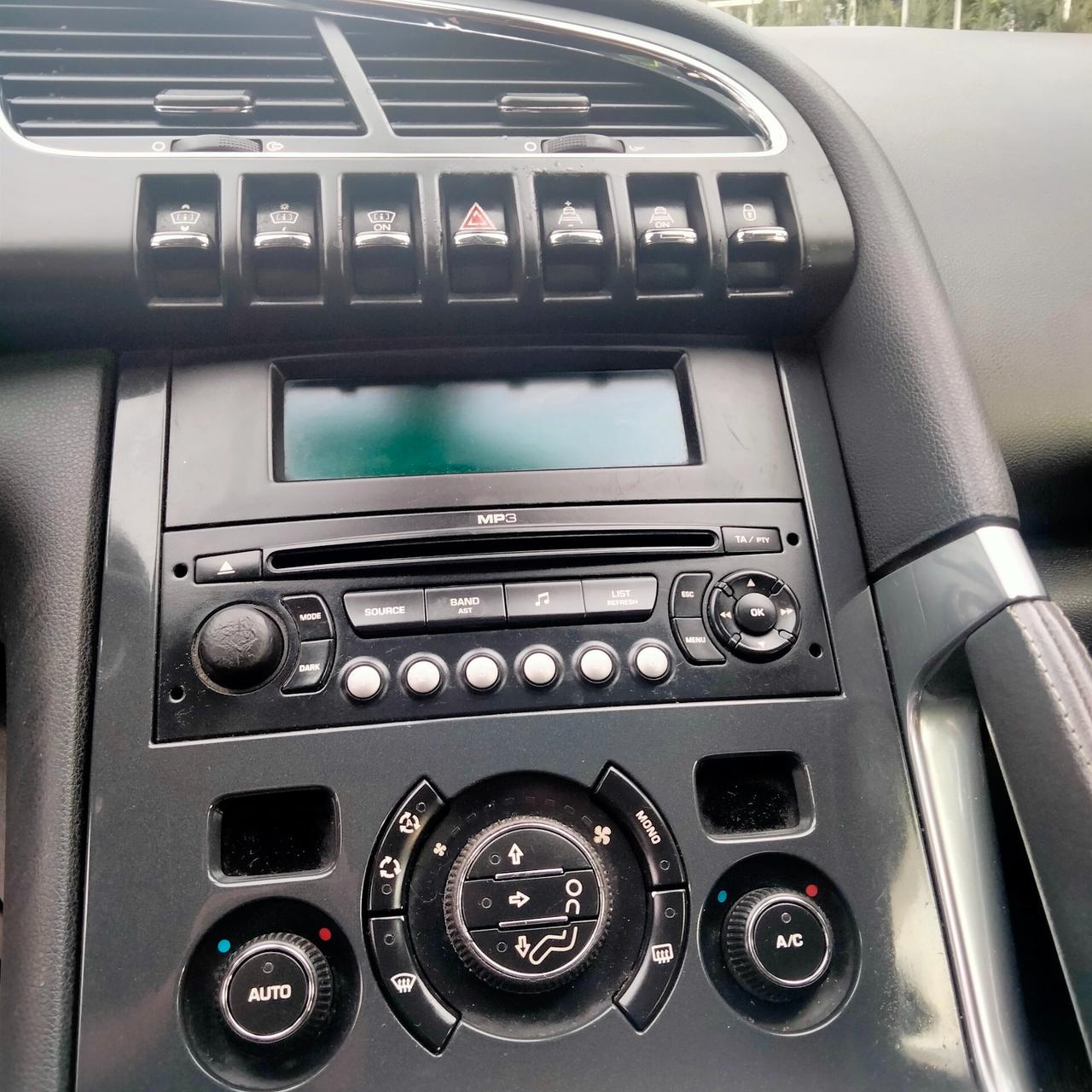 Peugeot 3008 1.6 e-HDi 110 Cavalli Allure