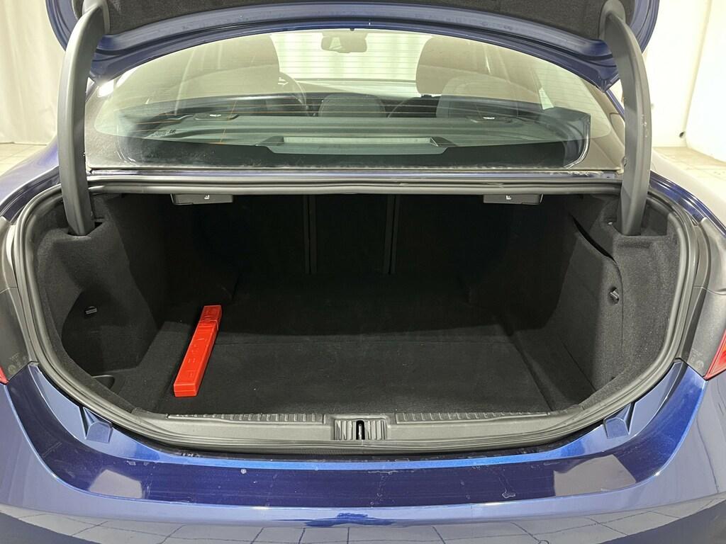 Alfa Romeo Giulia 2.0 t Business 200cv auto