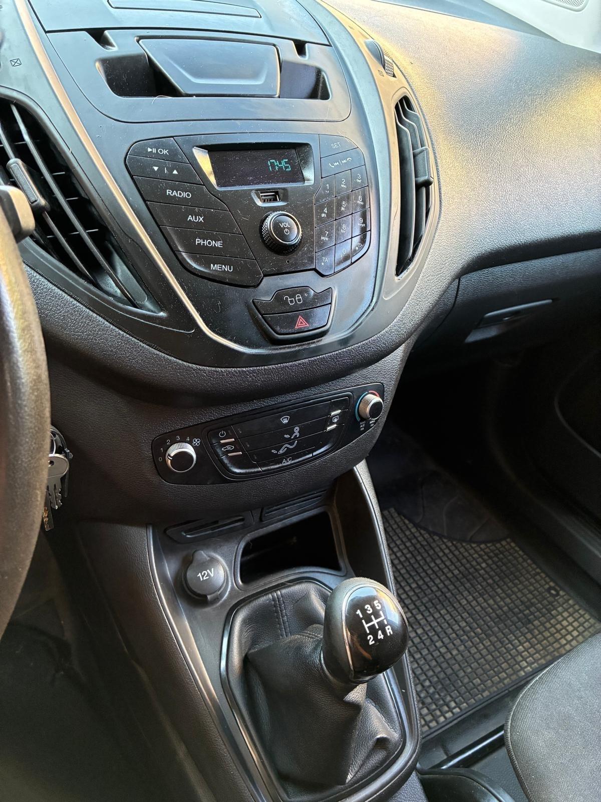 Ford Transit Courier 1.5 TDCi 75CV Van Trend