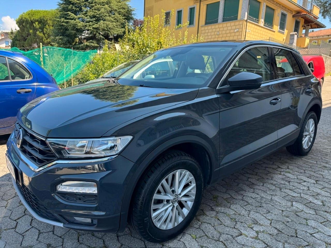 Volkswagen T-Roc 1.6 TDI SCR Advanced BlueMotion Technology*EURO6*NAVI*CERCHI