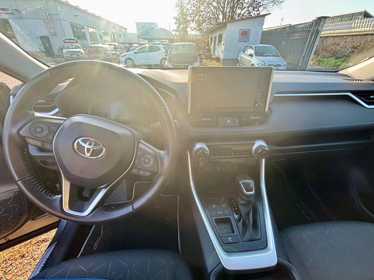 Toyota RAV 4 RAV4 2.5 HV (218CV) E-CVT 2WD Dynamic