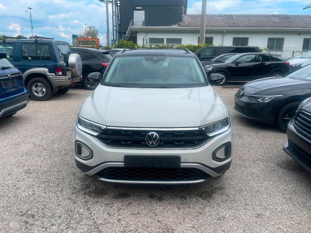 Volkswagen T-Roc 1.0 tsi Life 110cv LED VIRTUAL PDC
