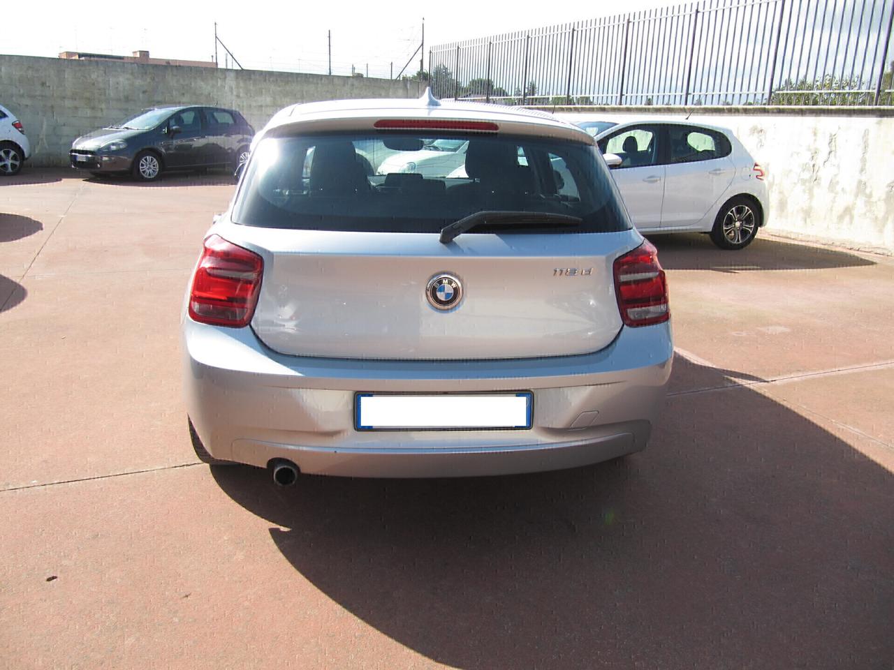 Bmw 118 118d 5p. Urban