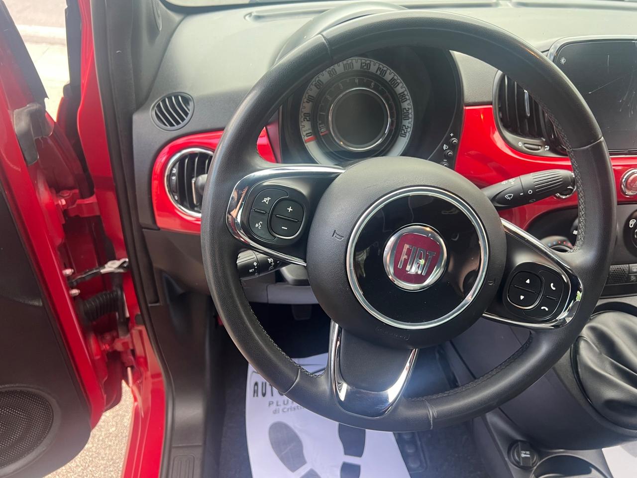 Fiat 500 1.0 Hybrid Red