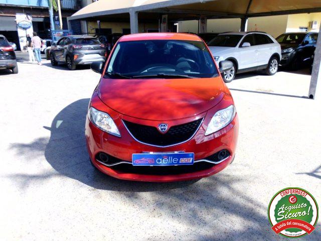 LANCIA Ypsilon 1.2 69 CV 5 porte Gold