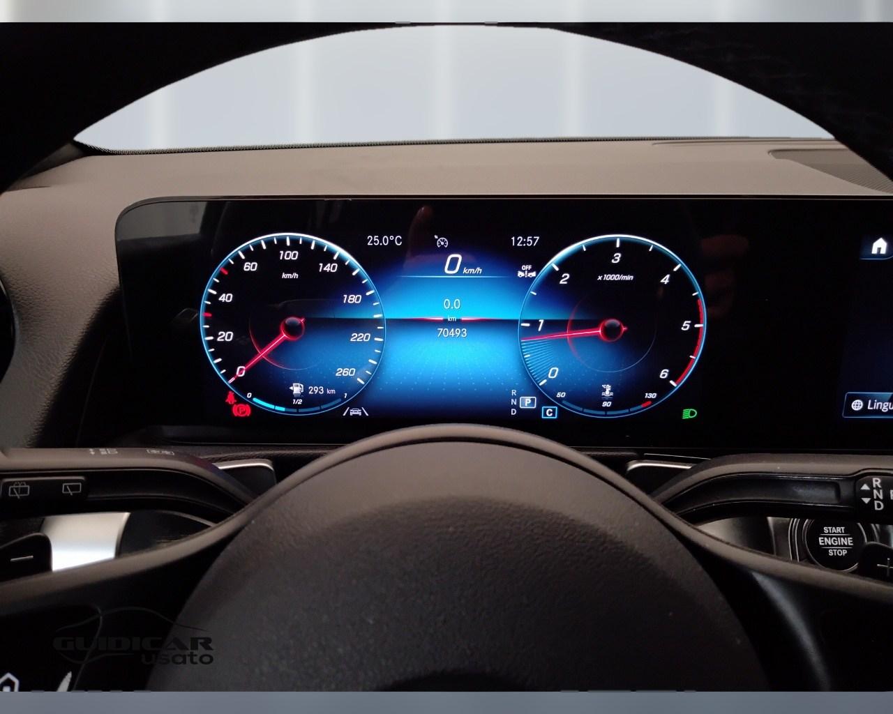 Mercedes-Benz GLB - X247 2019 - GLB 180 d Business Extra auto
