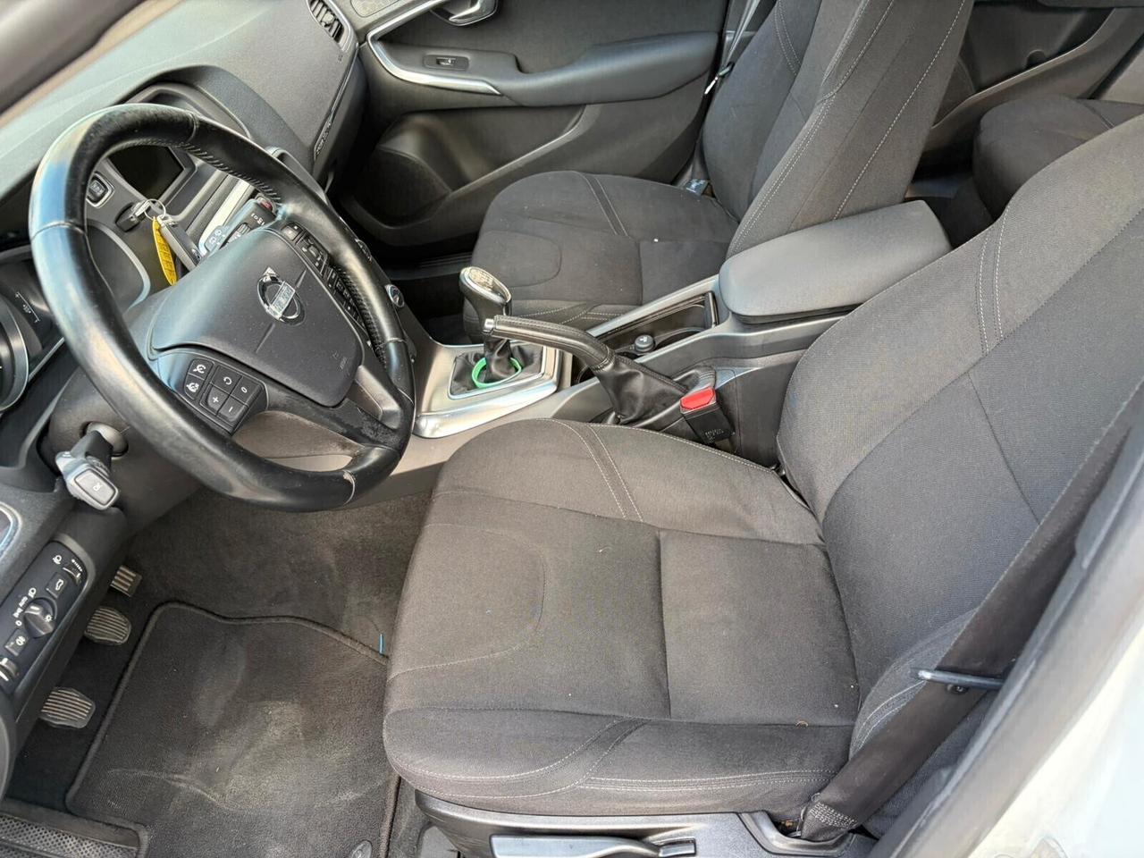 Volvo V40 Cross Country D2 1.6 Summum*EURO5B*NEOPATENTATI