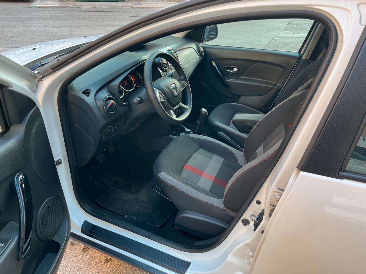 Dacia Sandero Stepway 1.5 Blue dCi 95 CV Techroad