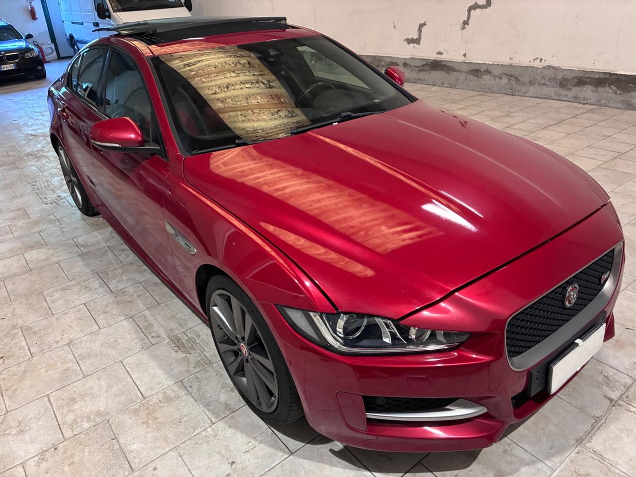 Jaguar XE 2.0 D Turbo aut. R-Sport