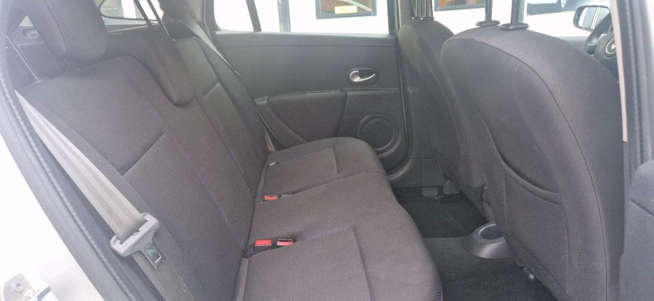 RENAULT Clio 1.2 16V 5 porte Le Iene