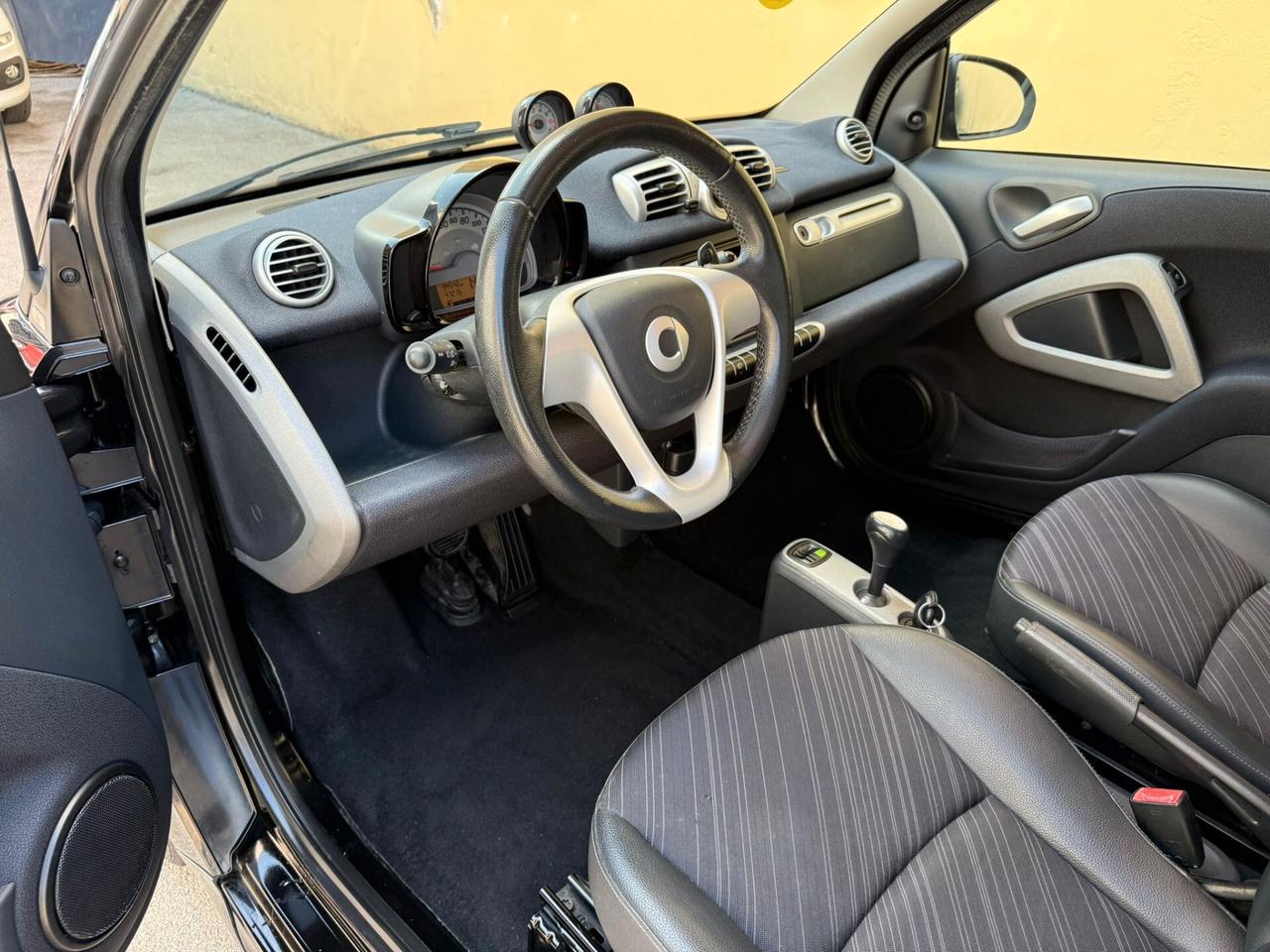 Smart ForTwo 1000 52 kW MHD coupé pulse