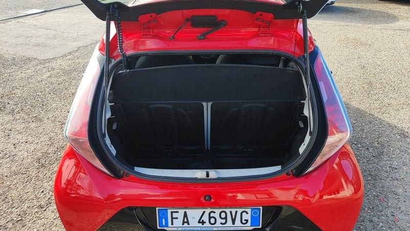 Toyota Aygo Aygo 1.0 VVT-i 69 CV 5 porte x-play