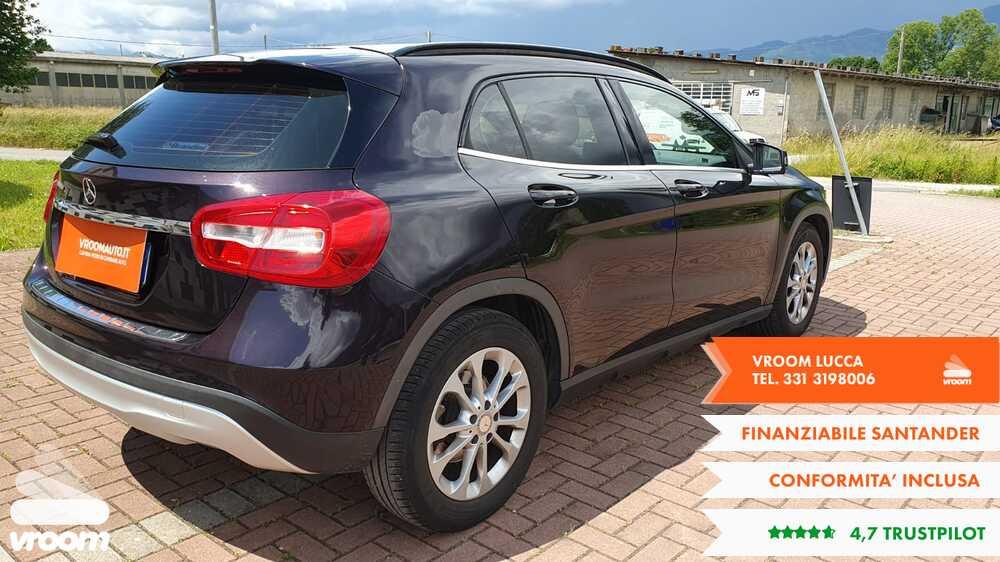 MERCEDES GLA (X156) GLA 180 d Automati...
