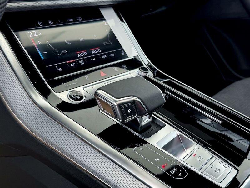 Audi Q8 Q8 SUV TDI quattro 210 kW tiptronic S line edition