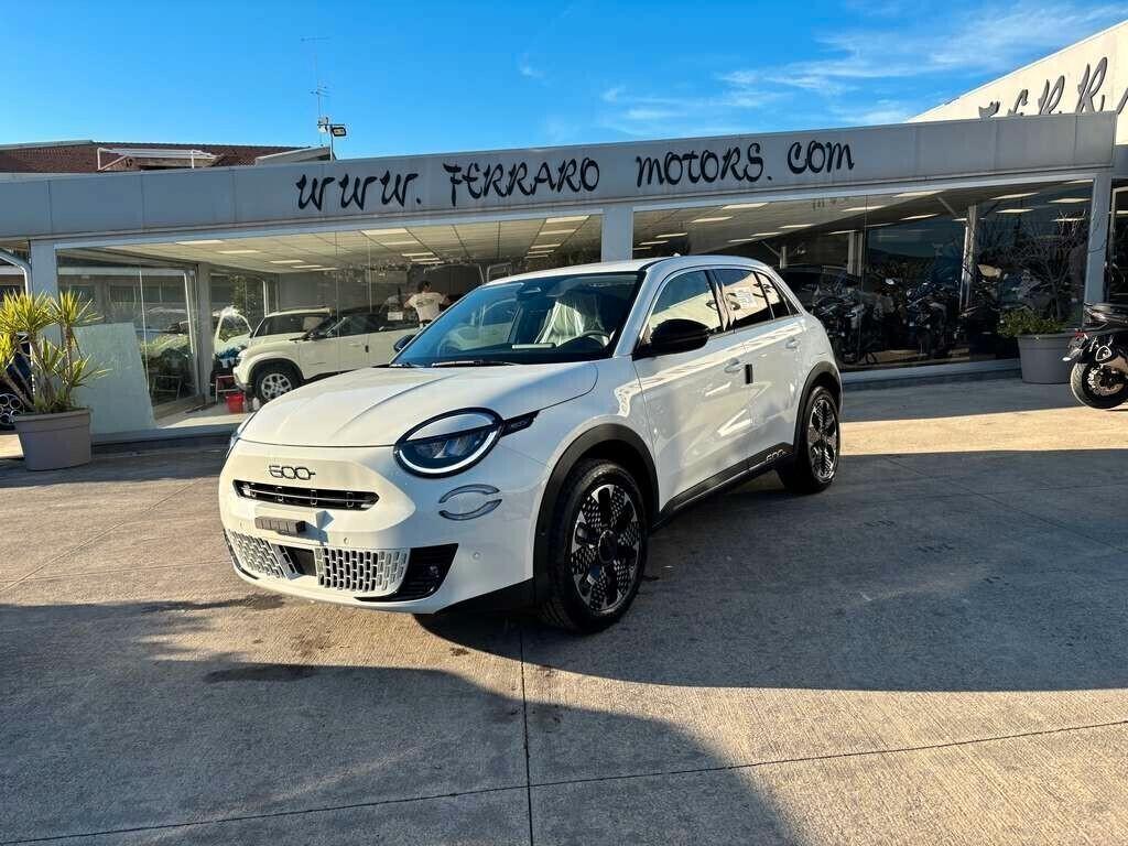 Fiat 600 Hybrid 110 CV DCT MHEV La Prima KM 0 IVA ESPOSTA Tua a solo 249 Euro al mese