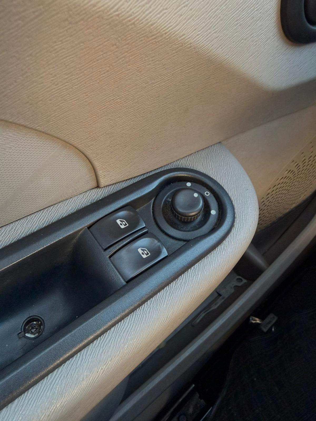 Renault Twingo 1.2 8V Sport & Sound