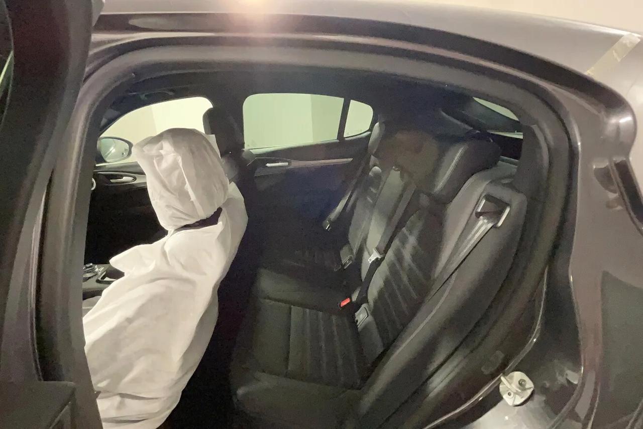 Alfa Romeo Stelvio 2.2 Turbodiesel 210 CV AT8 Q4 Veloce