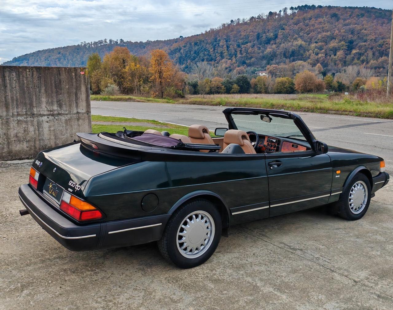 Saab 900 EP Cabriolet (Magnifica)