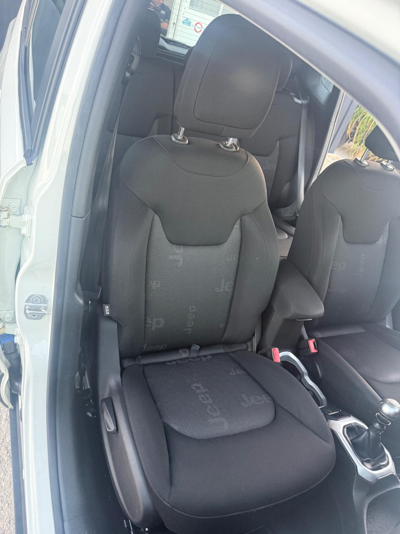 Jeep Renegade 1.6 Mjt 120 CV Longitude