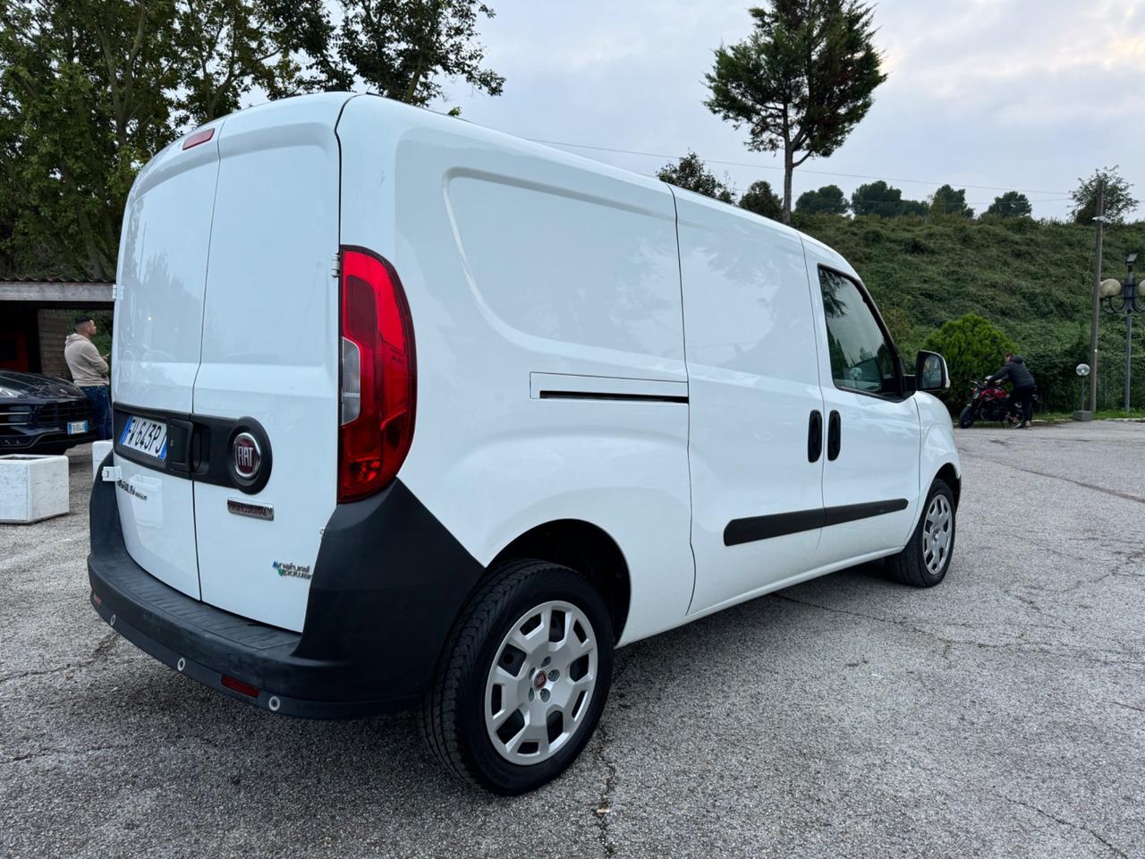 Fiat Doblo’ 1.4 T-Jet Natural Power CARGO MAXI