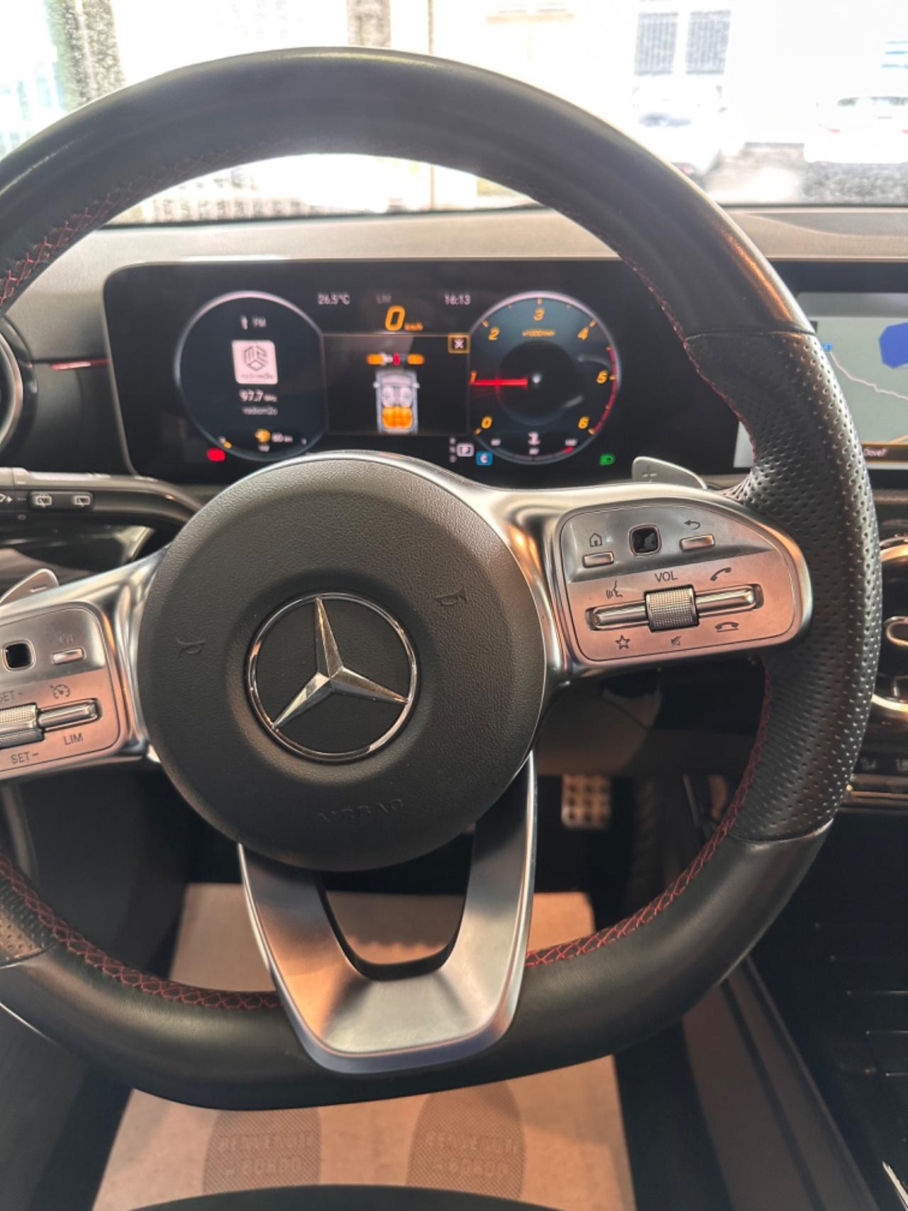 Mercedes-benz A 180 A 180 d Automatic Premium