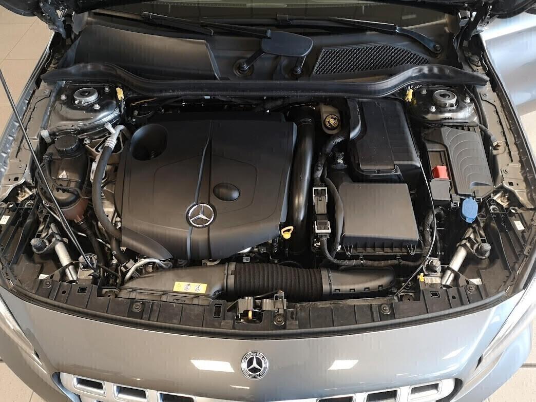 Mercedes-benz GLA 200 180 d Sport 4 MATIC