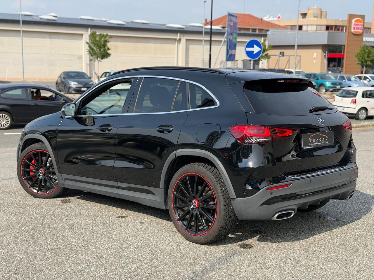 Mercedes-Benz GLA 200 D Premium Red Edition #11451
